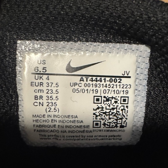 Nike LD Victory Women’s sneakers size 6.5 triple all black shoes swoosh logo - Picture 2 of 6